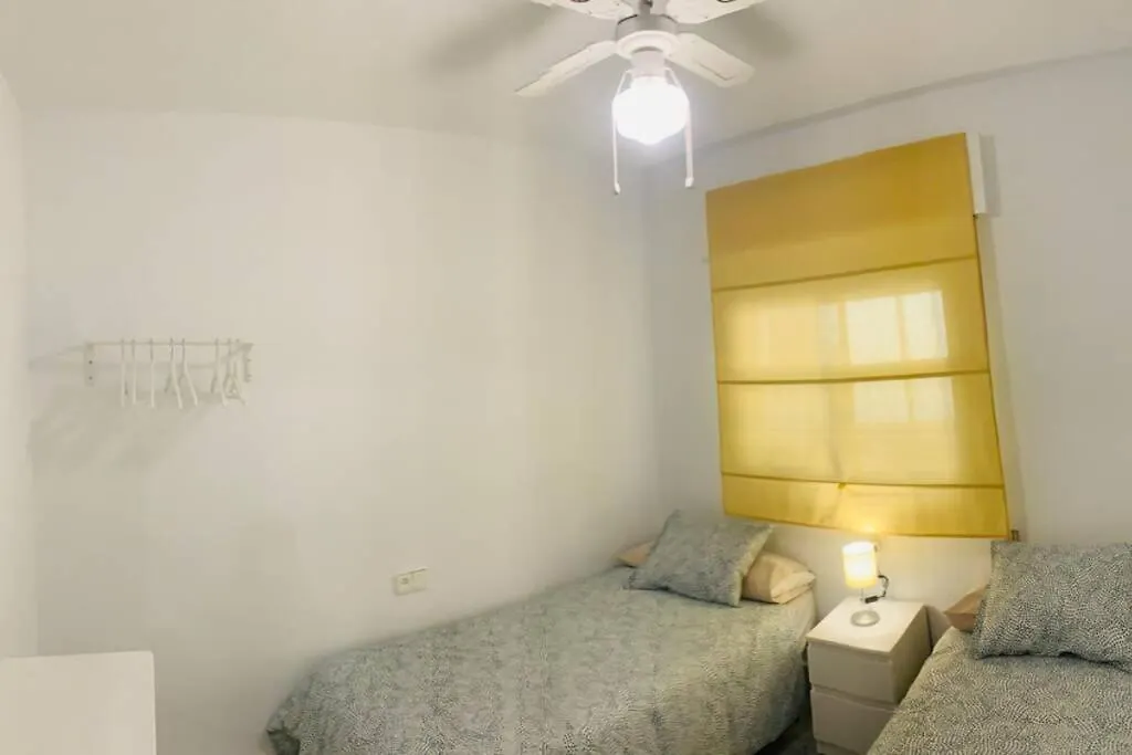 Amplio Apartamento Junto Al Mar Fuengirola 0*,  Spain